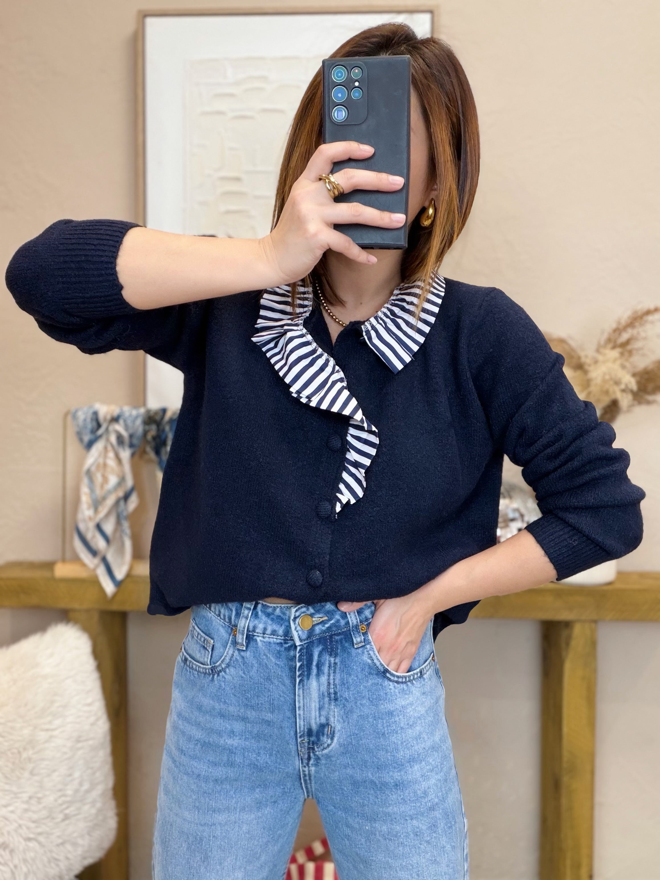 Gilet bleu marine col à rayures