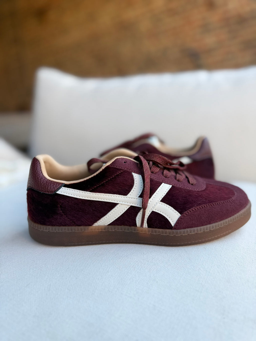 Baskets bordeaux