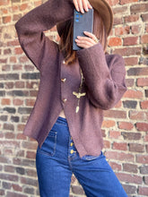 Charger l&#39;image dans la galerie, Pull cœur choco
