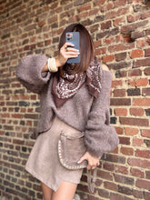 Charger l&#39;image dans la galerie, Pull taupe oversize
