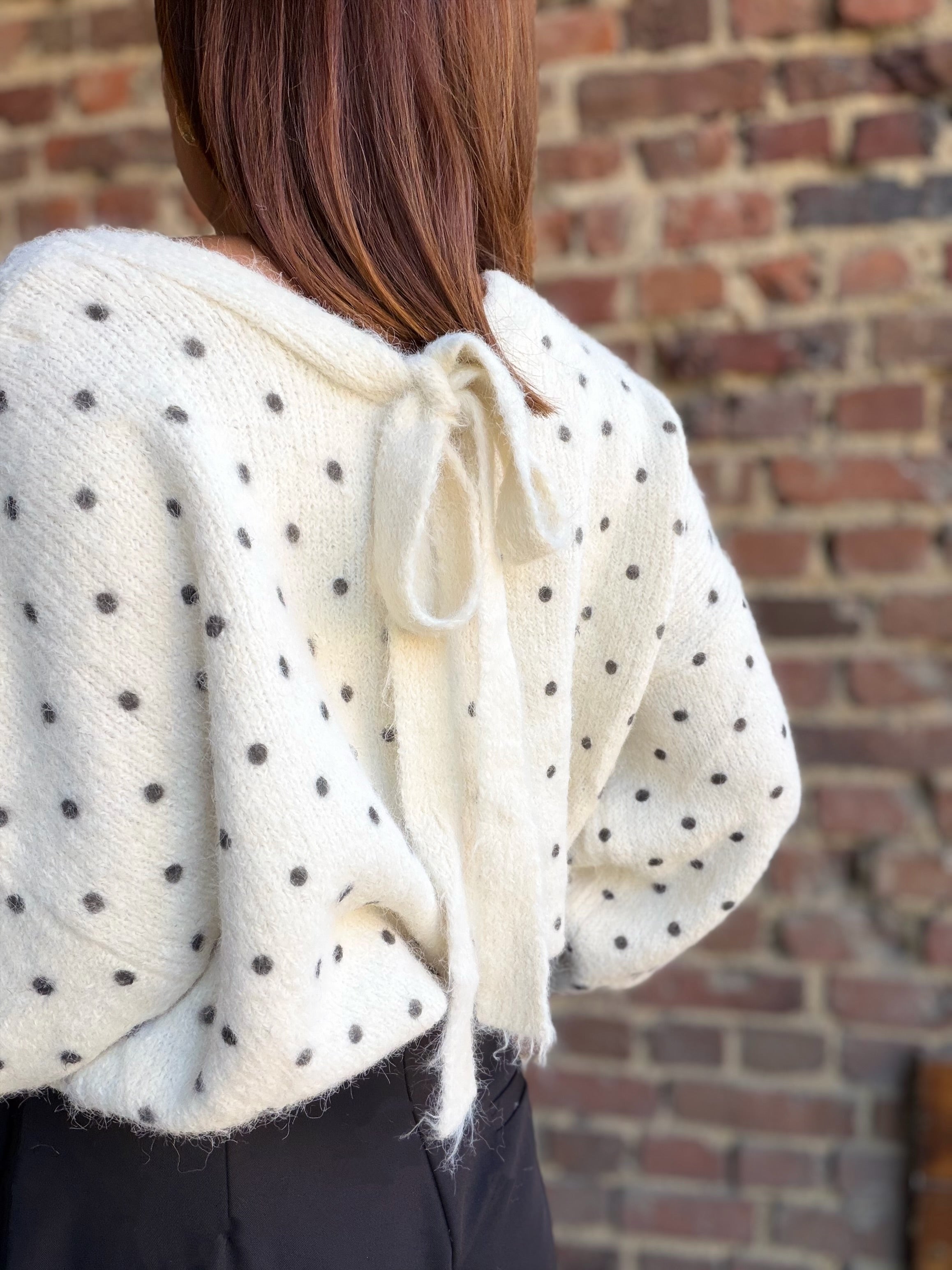 Pull beige oversize à pois