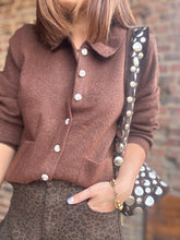 Charger l&#39;image dans la galerie, Gilet choco col victorien
