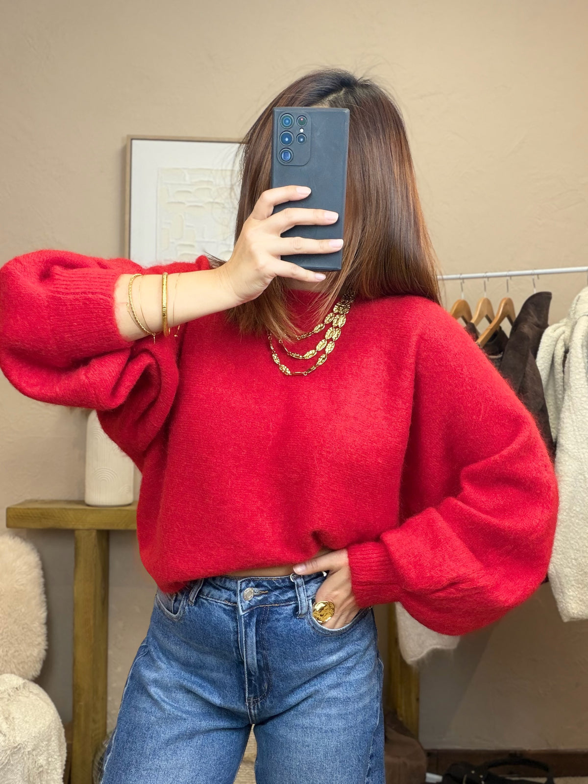 Pull rouge avec dos nu