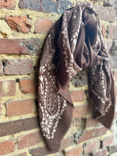 Charger l&#39;image dans la galerie, Écharpe bandana choco
