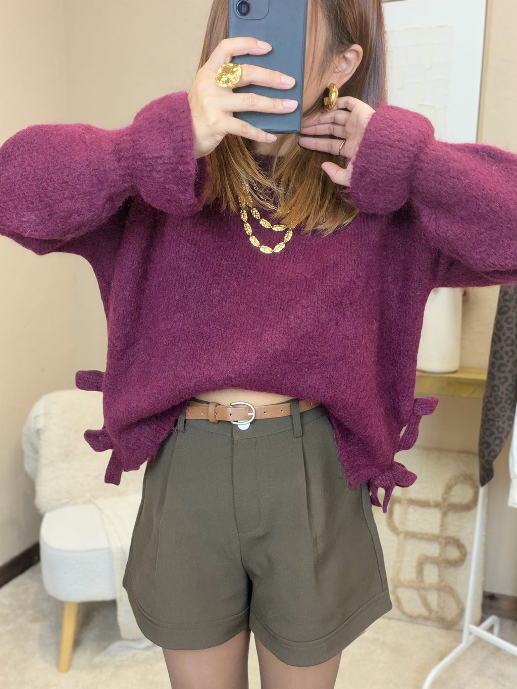 Pull bordeaux avec ouverture sur le côté