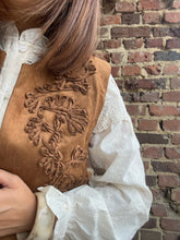 Charger l&#39;image dans la galerie, Veste sans manches camel
