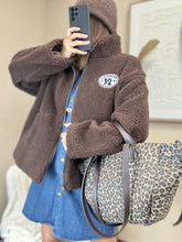 Charger l&#39;image dans la galerie, Manteau moumoute  marron california
