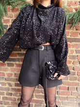 Charger l'image dans la galerie, Pull strass effet drapé
