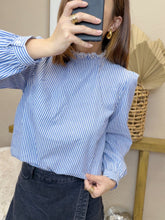 Charger l'image dans la galerie, Chemise rayée bleue
