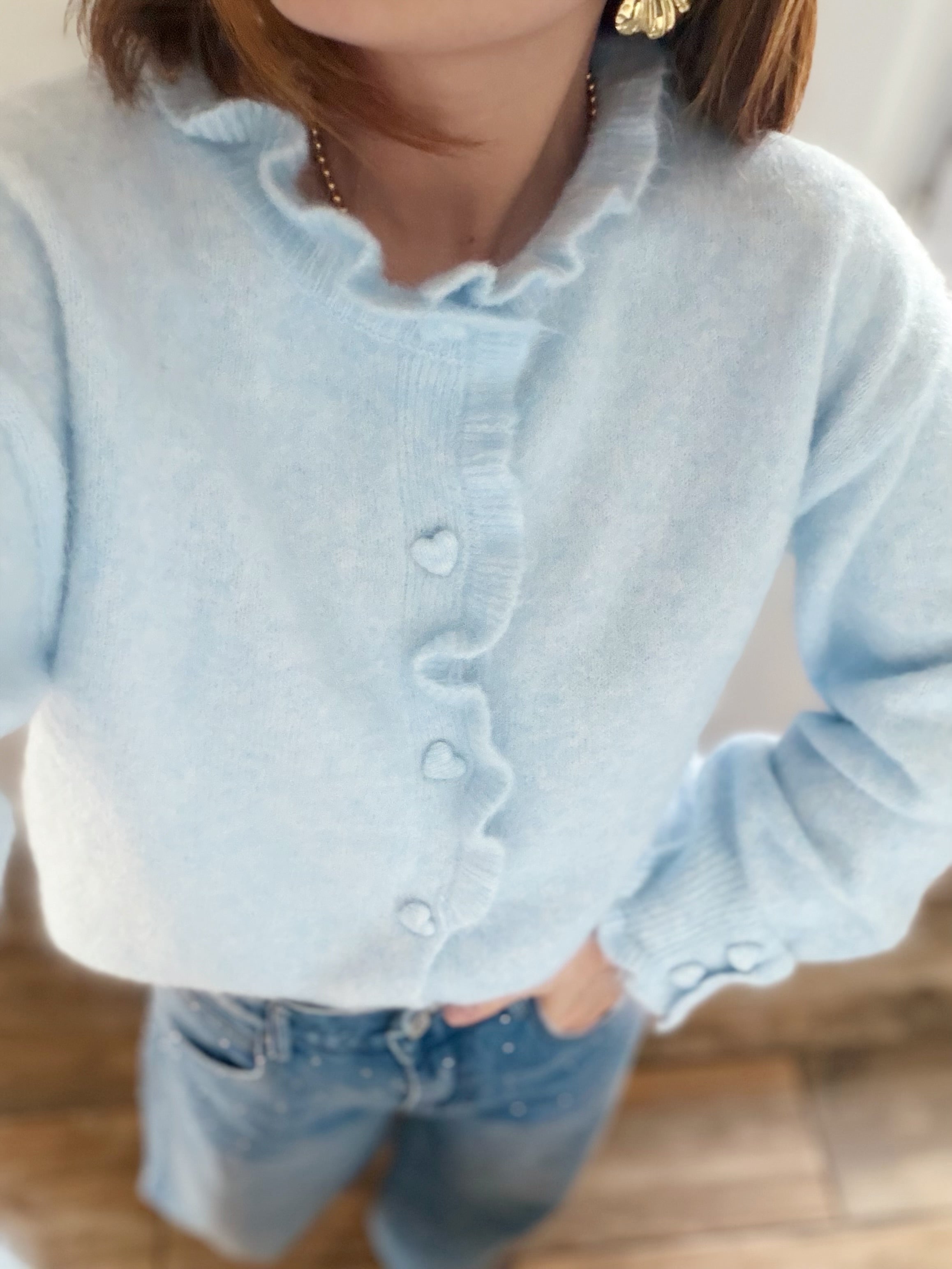 Gilet bleu boutons cœurs