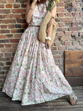Charger l&#39;image dans la galerie, Jupe longue fleurie rose
